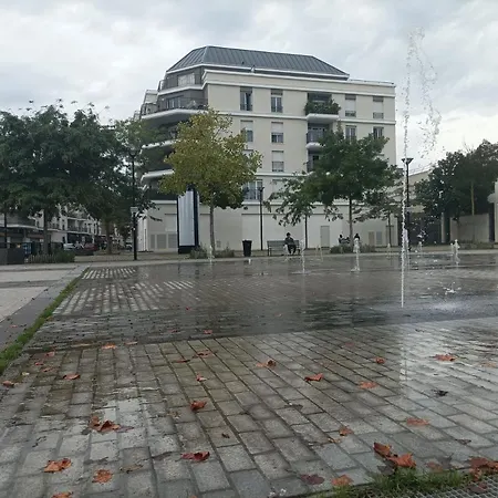Thecalc Homes 2bedroom+1kitchen Apartment Sartrouville
