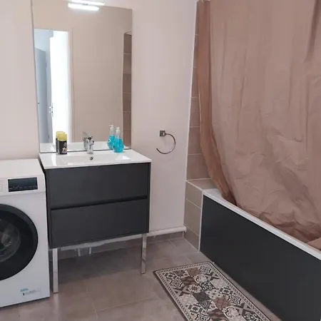 Thecalc Homes 2bedroom+1kitchen * Sartrouville